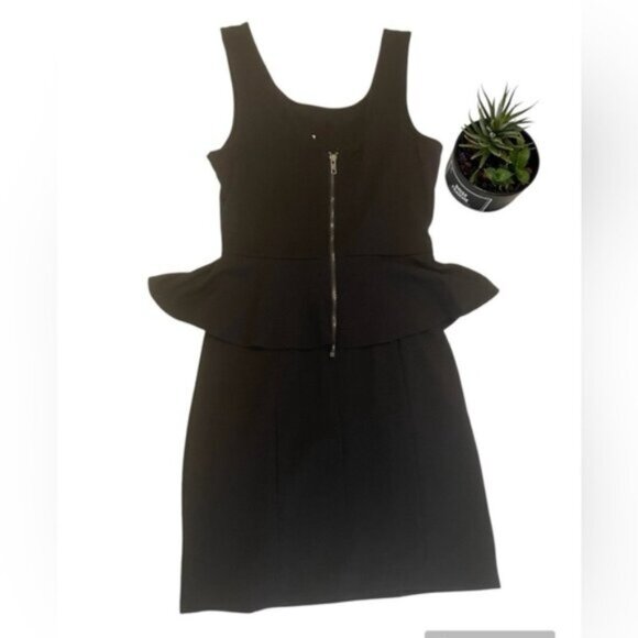 AEO Elegant Black Peplum Dress - Picture 6 of 9